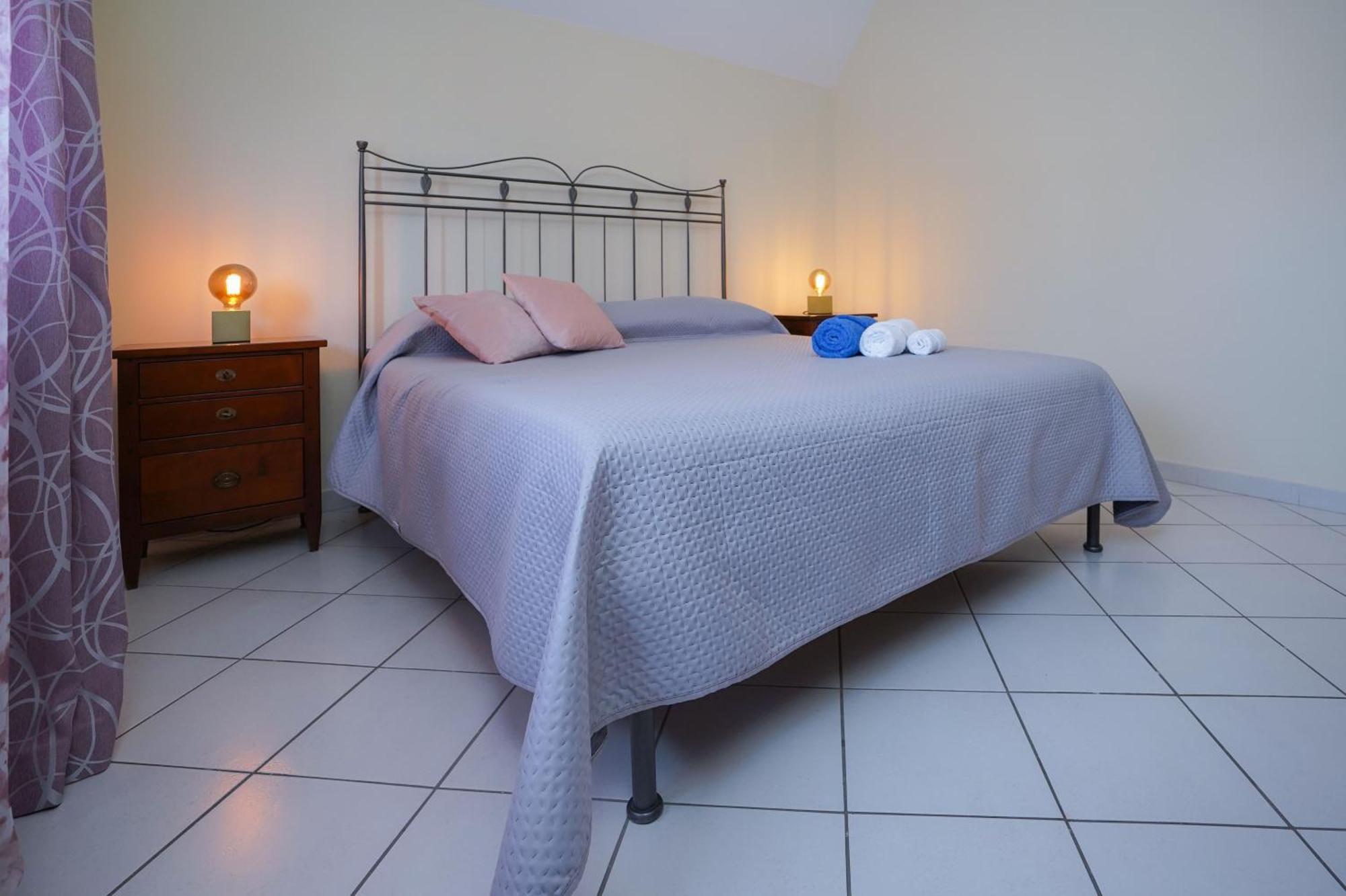 La Casa Di Azzurra Centro Citta Appartamento Fino A 4 Posti Letto E 2 Bagni Foggia Exteriér fotografie