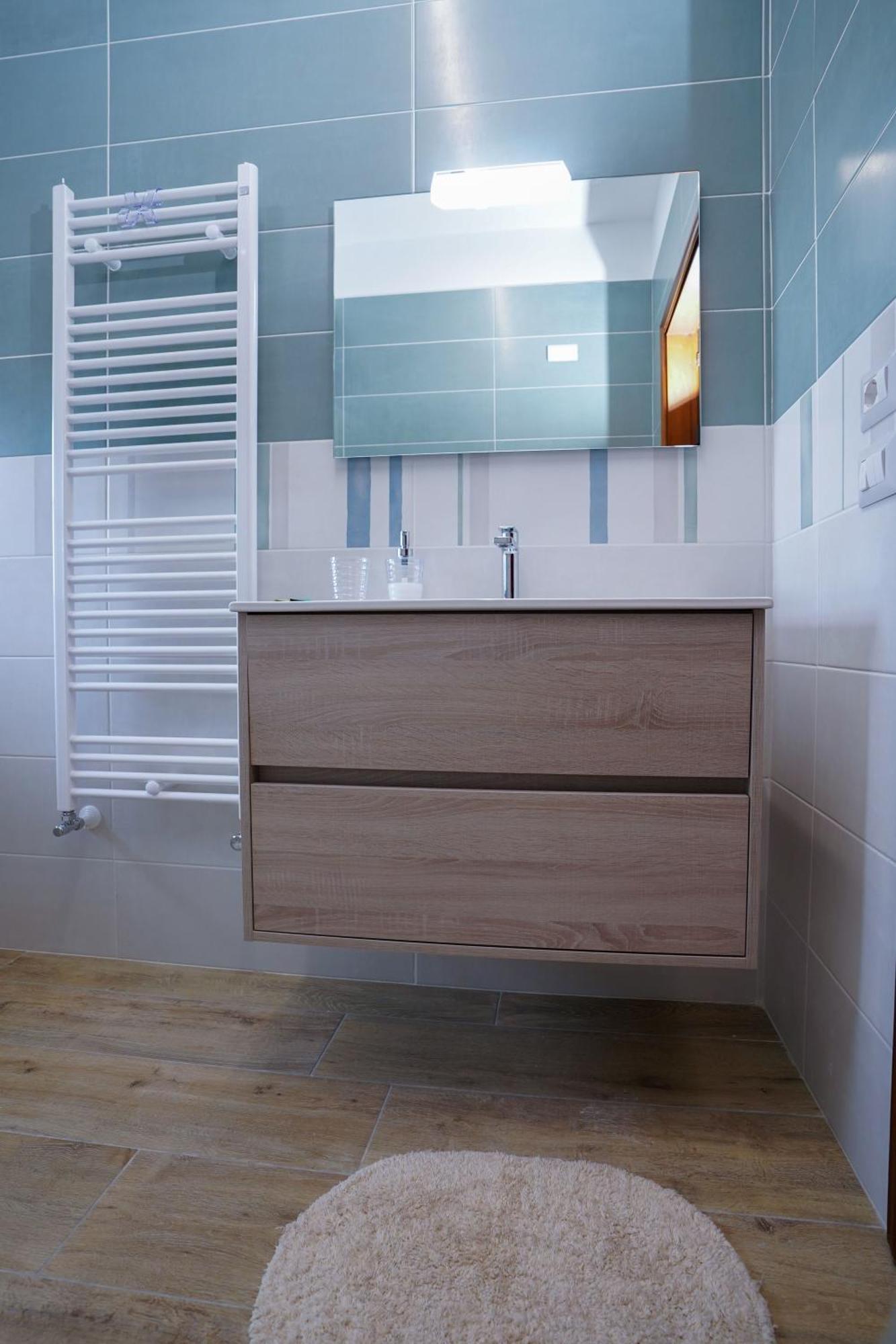 La Casa Di Azzurra Centro Citta Appartamento Fino A 4 Posti Letto E 2 Bagni Foggia Exteriér fotografie