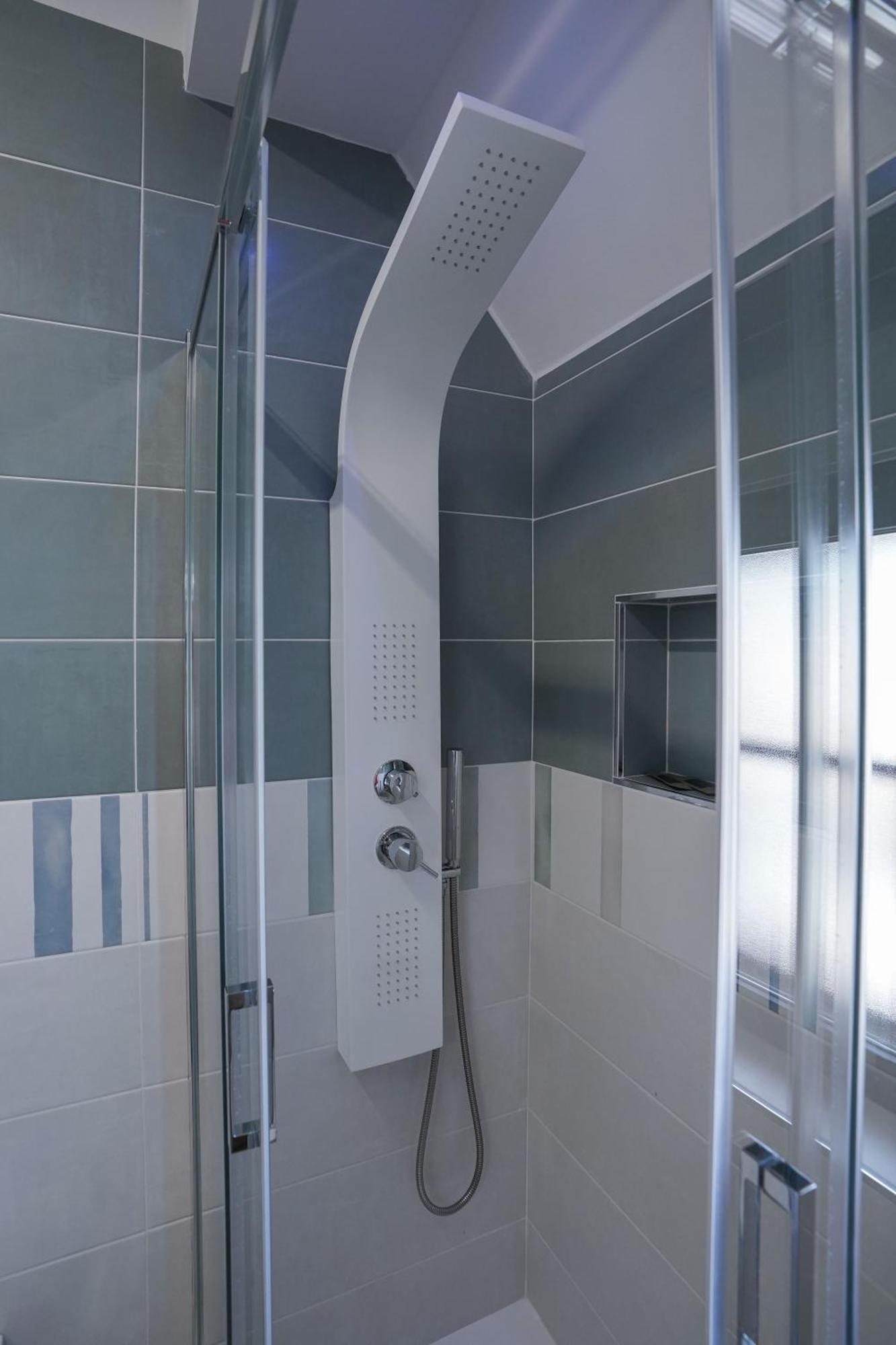 La Casa Di Azzurra Centro Citta Appartamento Fino A 4 Posti Letto E 2 Bagni Foggia Exteriér fotografie