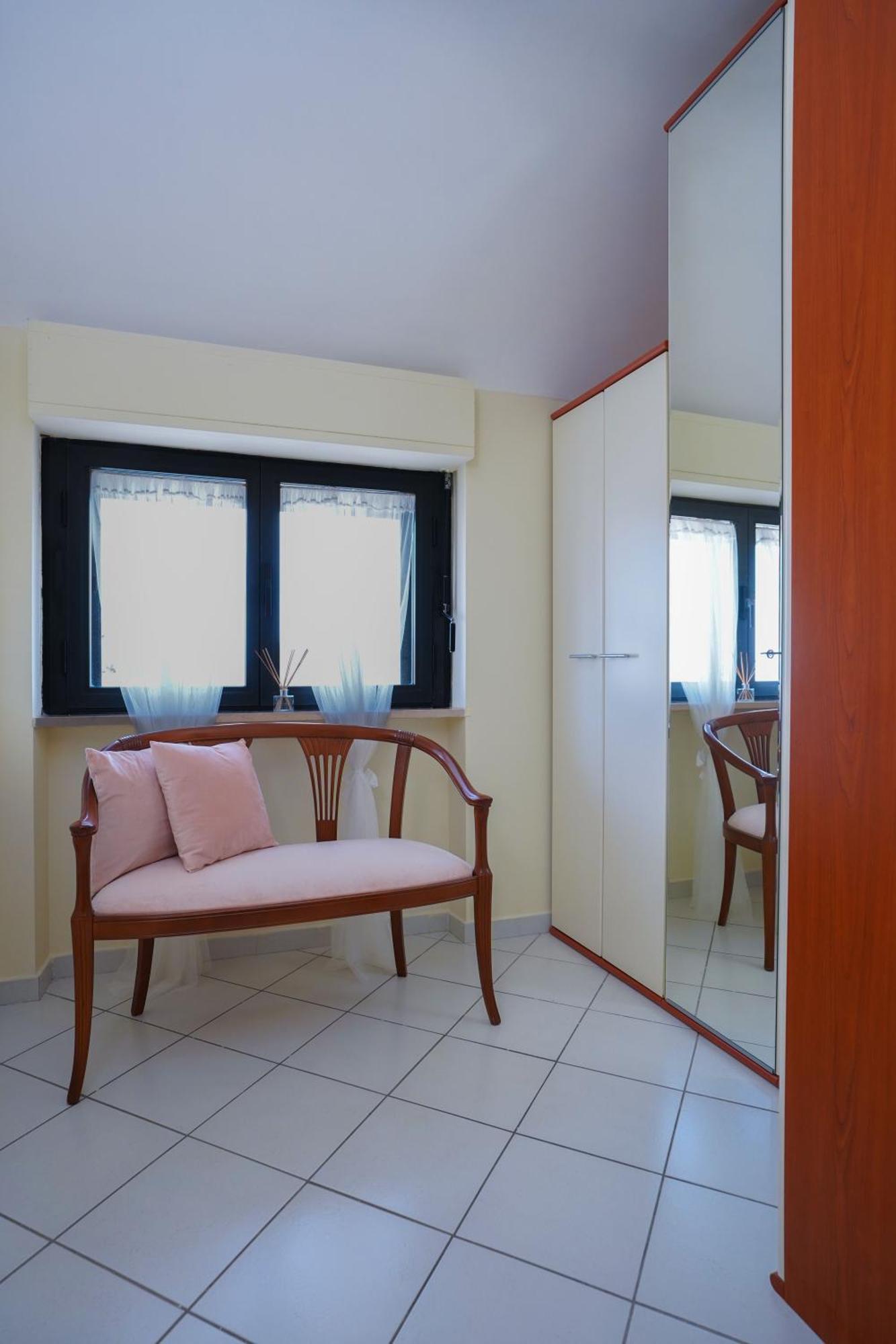 La Casa Di Azzurra Centro Citta Appartamento Fino A 4 Posti Letto E 2 Bagni Foggia Exteriér fotografie