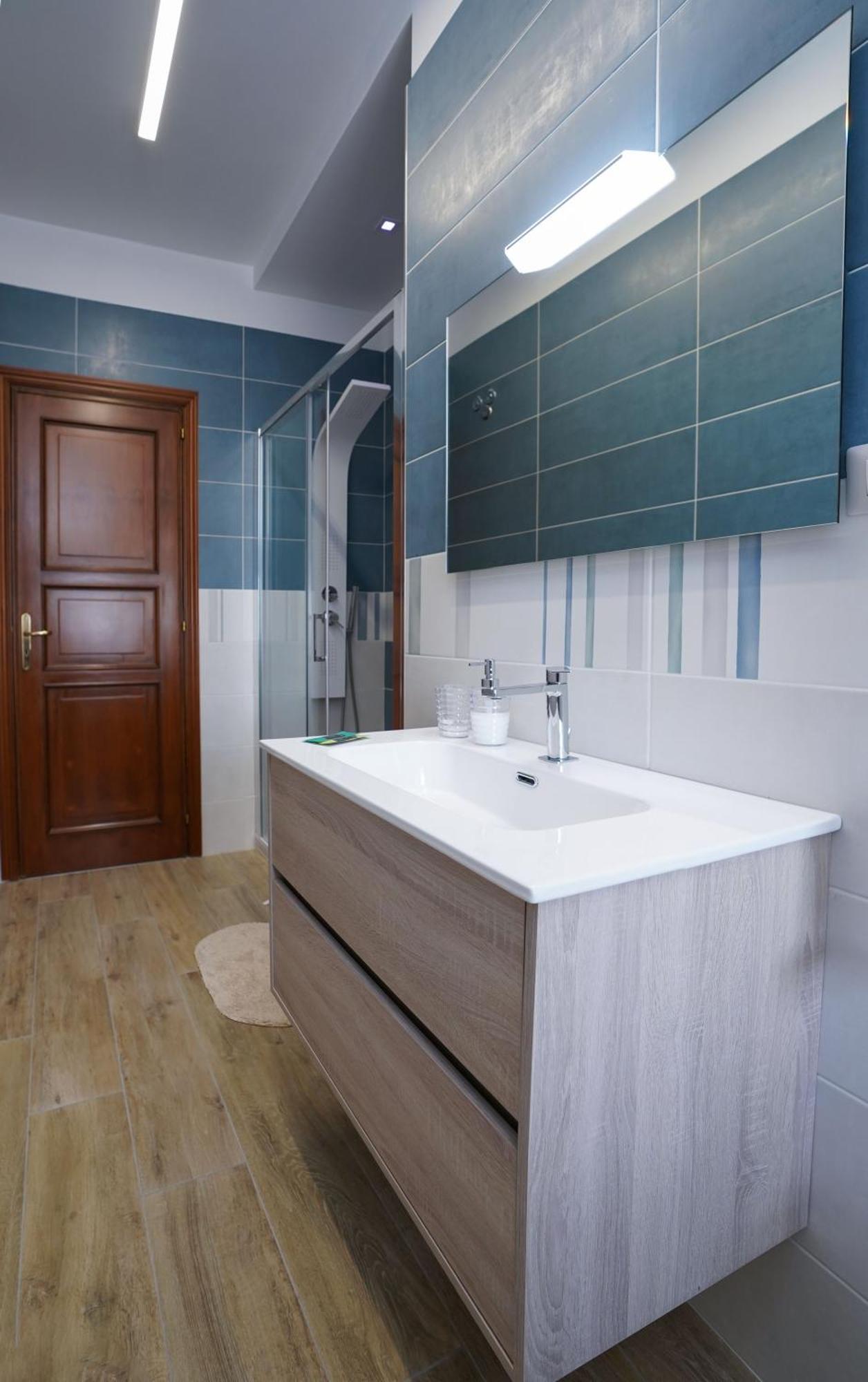 La Casa Di Azzurra Centro Citta Appartamento Fino A 4 Posti Letto E 2 Bagni Foggia Exteriér fotografie